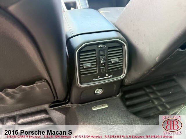 2016 Porsche Macan S