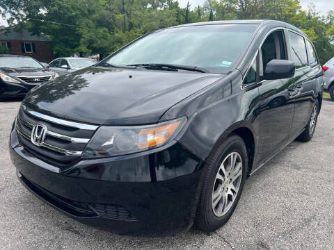 2011 Honda Odyssey for sale at K & B AUTO SALES LLC in Saint Louis MO