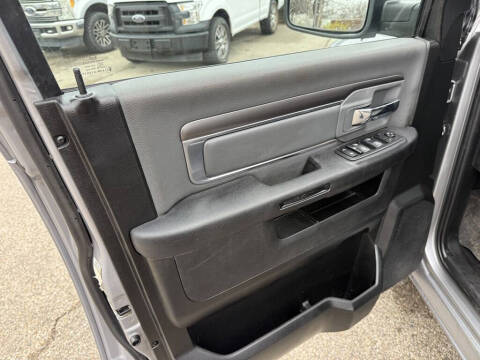 2021 RAM 1500 Classic SLT