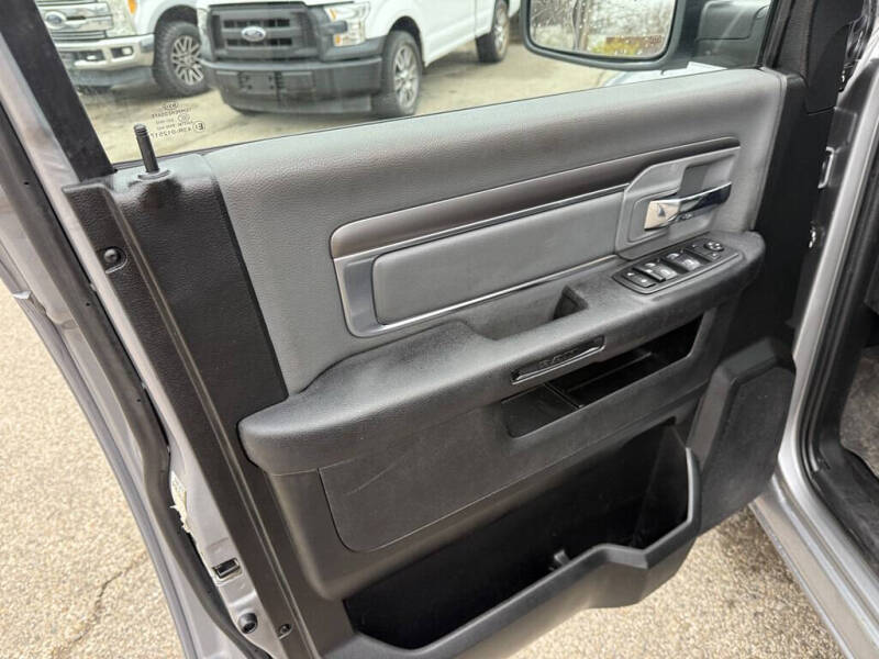 2021 RAM 1500 Classic SLT