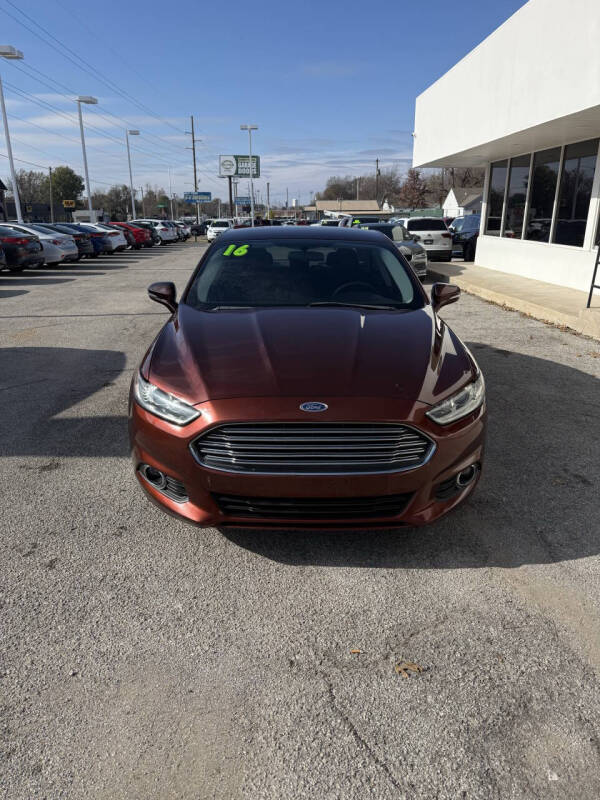 2016 Ford Fusion SE