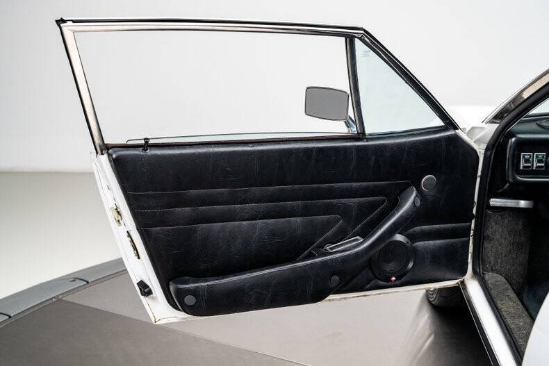 1974 De Tomaso Pantera