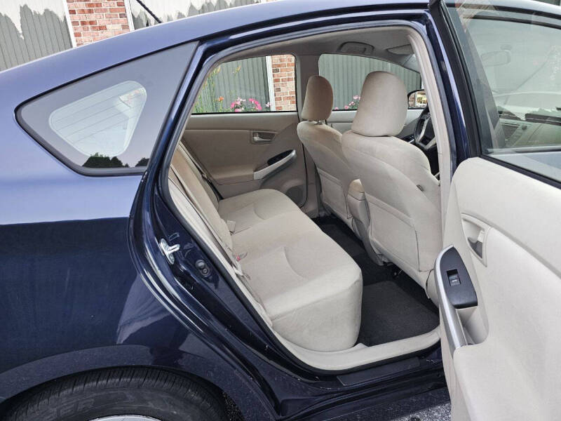 2013 Toyota Prius Two