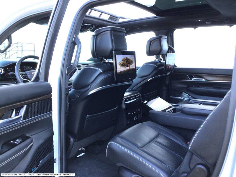 2022 Jeep Grand Wagoneer Series II