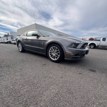2013 Ford Mustang V6 Premium
