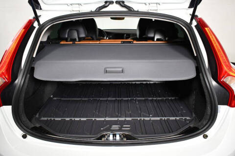 2015 Volvo V60 Cross Country T5