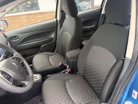 2024 Mitsubishi Mirage ES