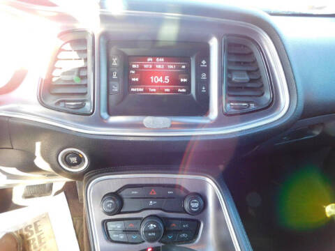 2016 Dodge Challenger SXT