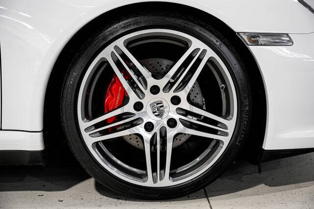 2009 Porsche 911 Carrera 4