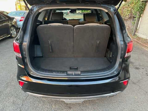 2017 Hyundai Santa Fe SE