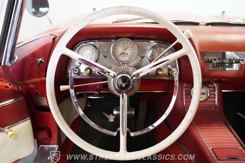 1959 Ford Thunderbird