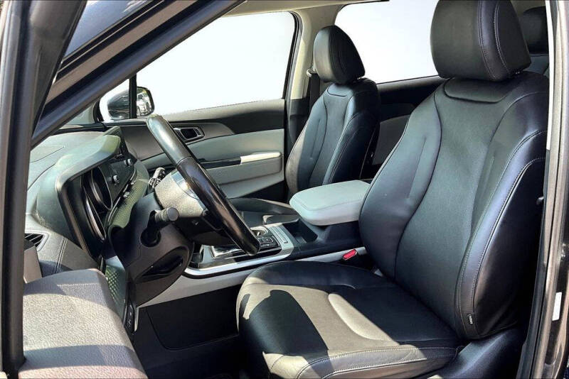 2022 Kia Carnival
