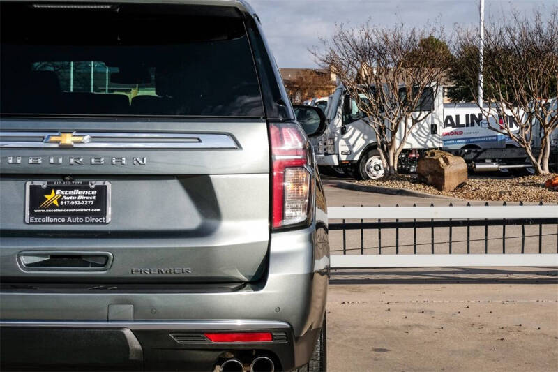 2023 Chevrolet Suburban Premier