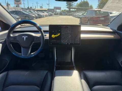2020 Tesla Model 3 Standard Range