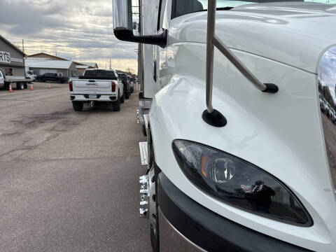 2021 International RH613