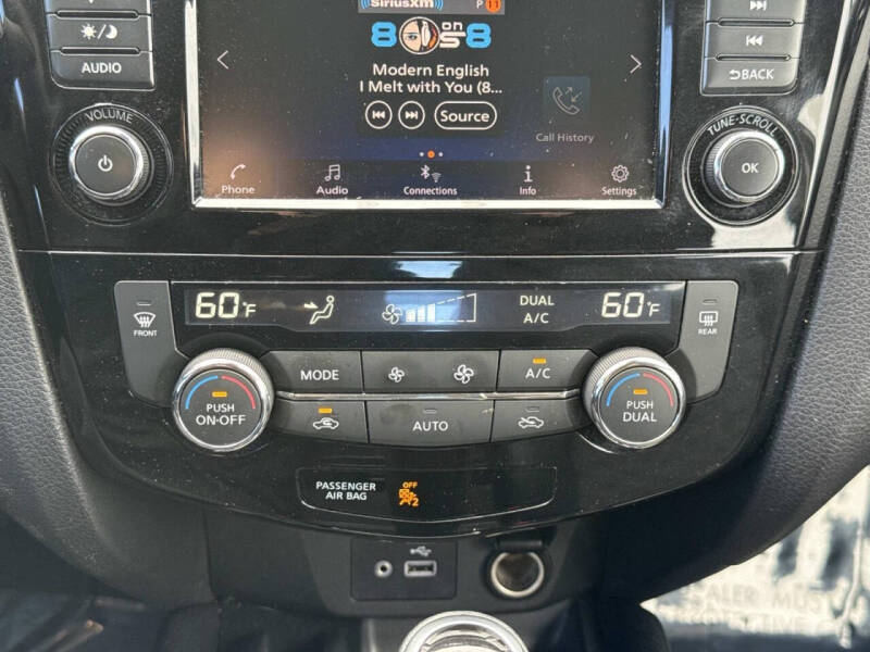 2022 Nissan Rogue Sport SV