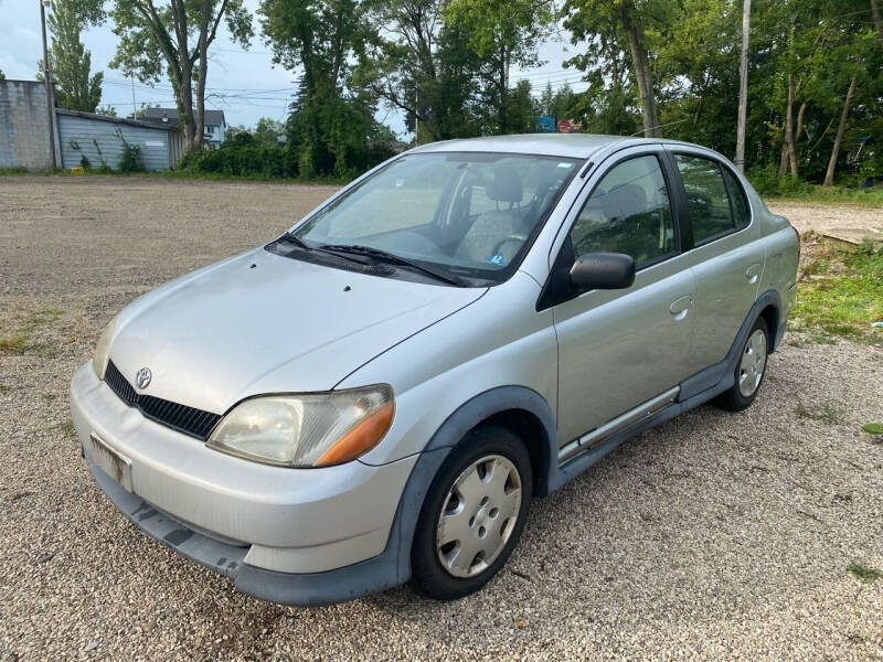 2000 Toyota ECHO for sale at Wheels Auto Sales in Bloomington IN