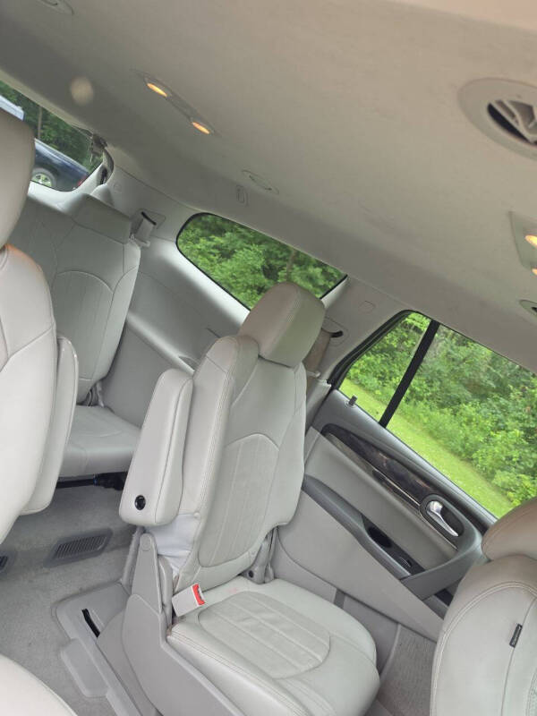 2017 Buick Enclave Leather