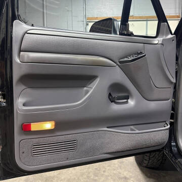 1995 Ford Bronco XLT