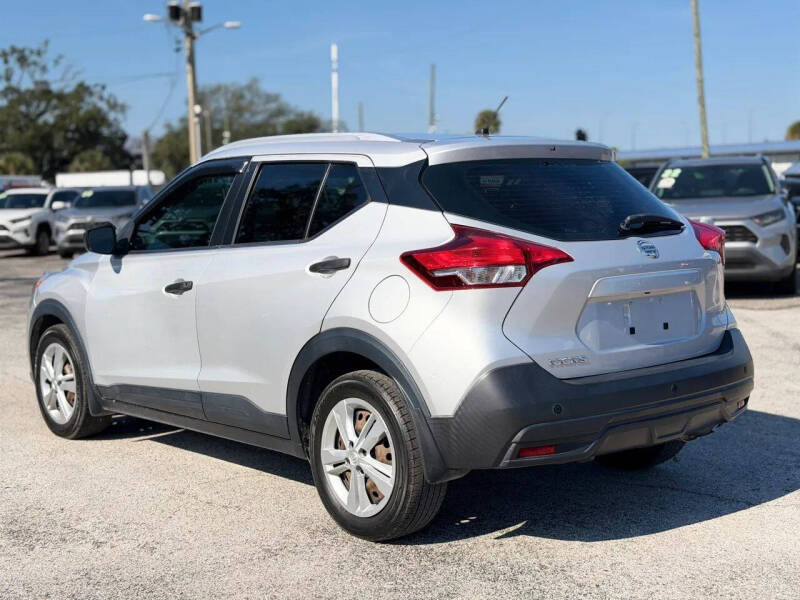 2019 Nissan Kicks