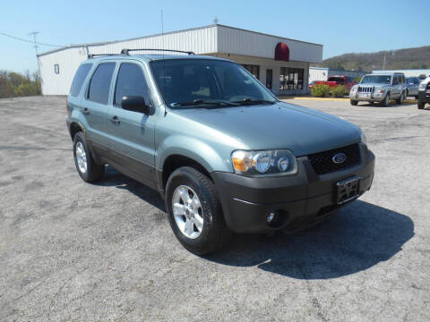 2006 Ford Escape for sale at Maczuk Automotive Group in Hermann MO