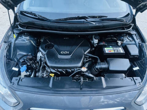 2012 Hyundai Accent GS