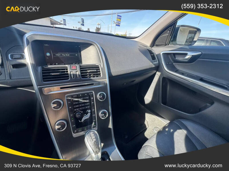 2016 Volvo XC60 T5 Drive-E Premier