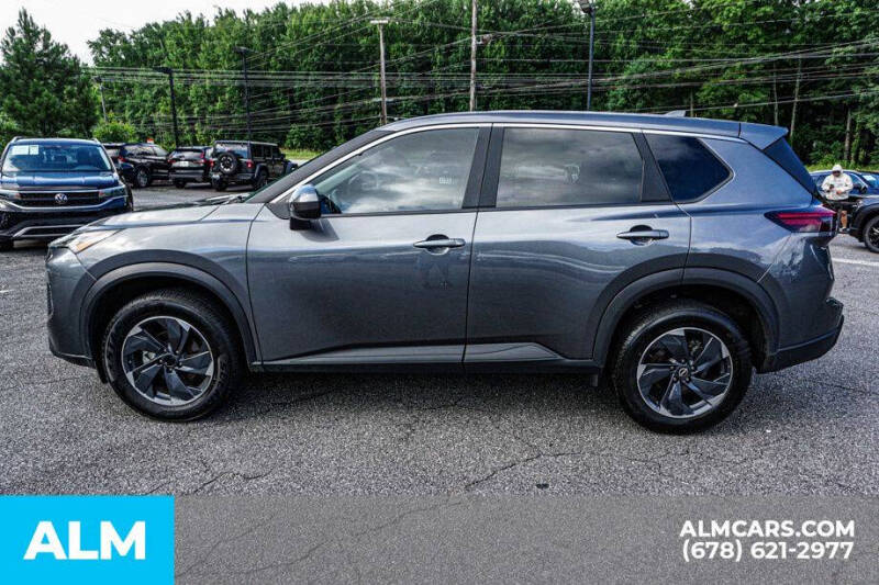 2025 Nissan Rogue SV