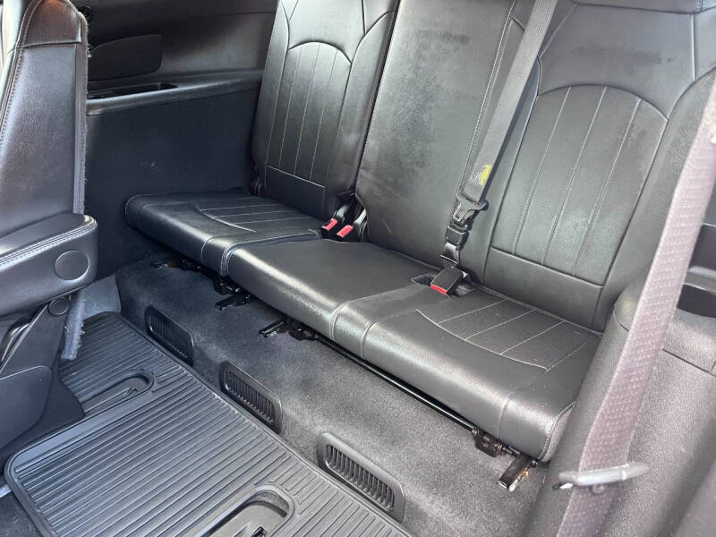 2017 Buick Enclave Leather
