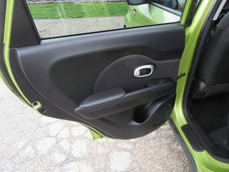 2017 Kia Soul +