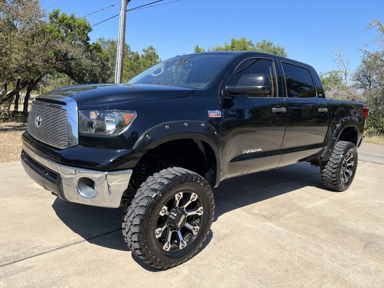 Used Car 2010 Toyota Tundra  Grade 4x4 4dr Crewmax Cab Pickup Sb (5.7l V8 Ffv) For Sale Under $20,000 In Austin, Texas
