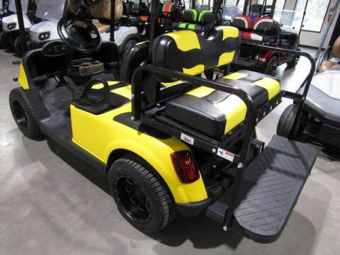 2019 E-Z-GO RXV