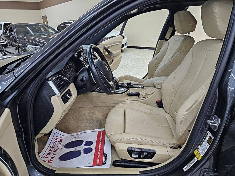 2016 BMW 3 Series 328i