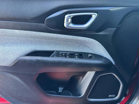 2023 Jeep Compass Latitude Lux