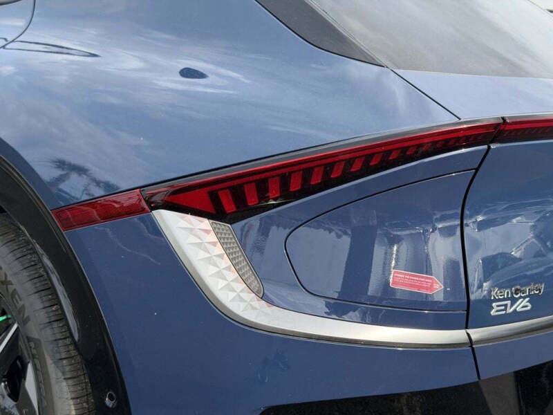 2026 Kia EV6 Wind