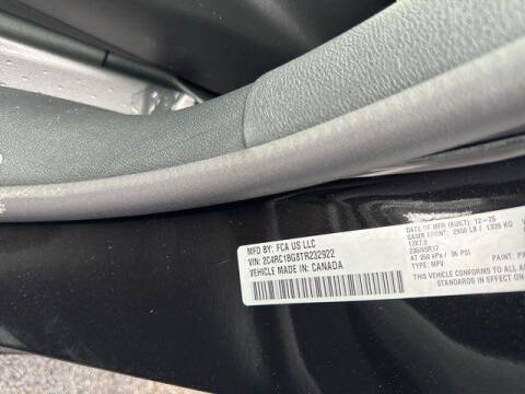 2026 Chrysler Pacifica Select