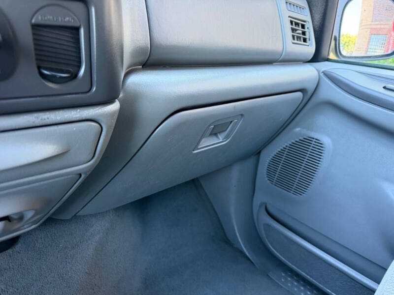 2003 Ford Excursion XLT