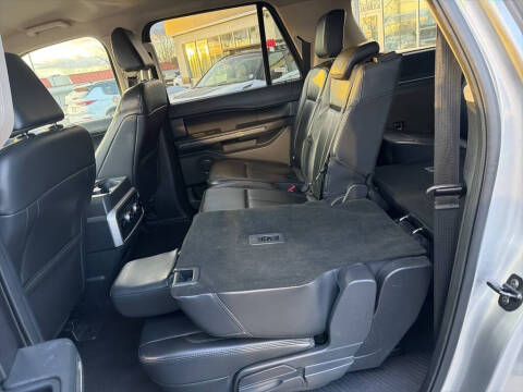 2023 Ford Expedition MAX XLT