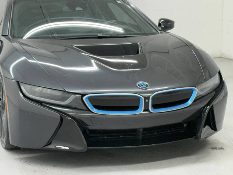 2016 BMW i8