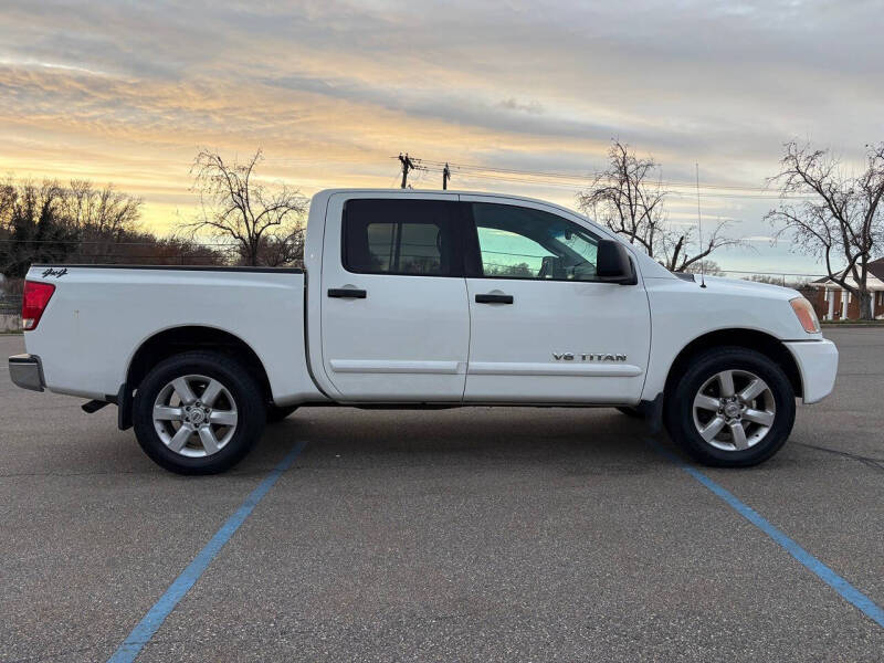 2008 Nissan Titan SE