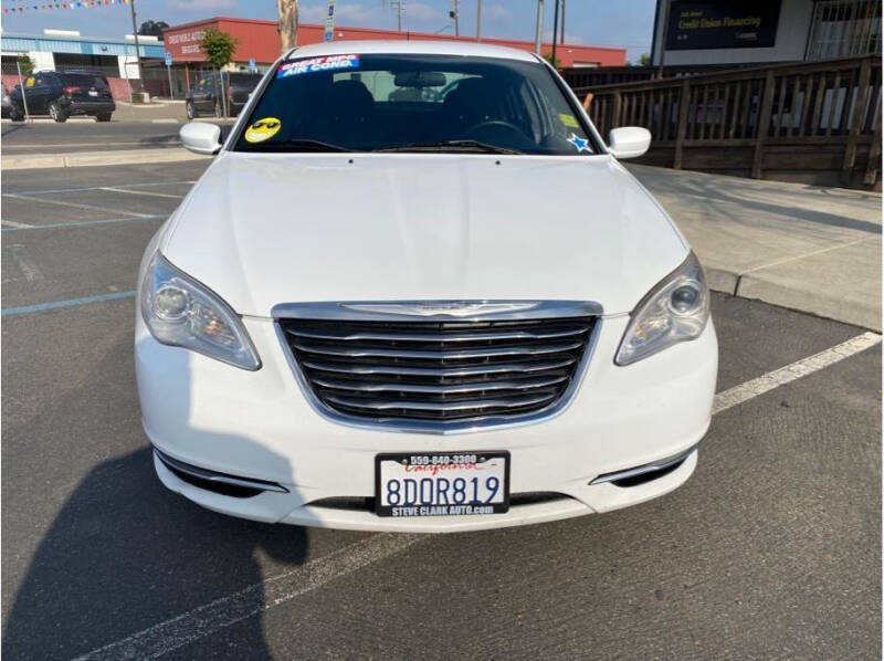 2012 Chrysler 200 LX