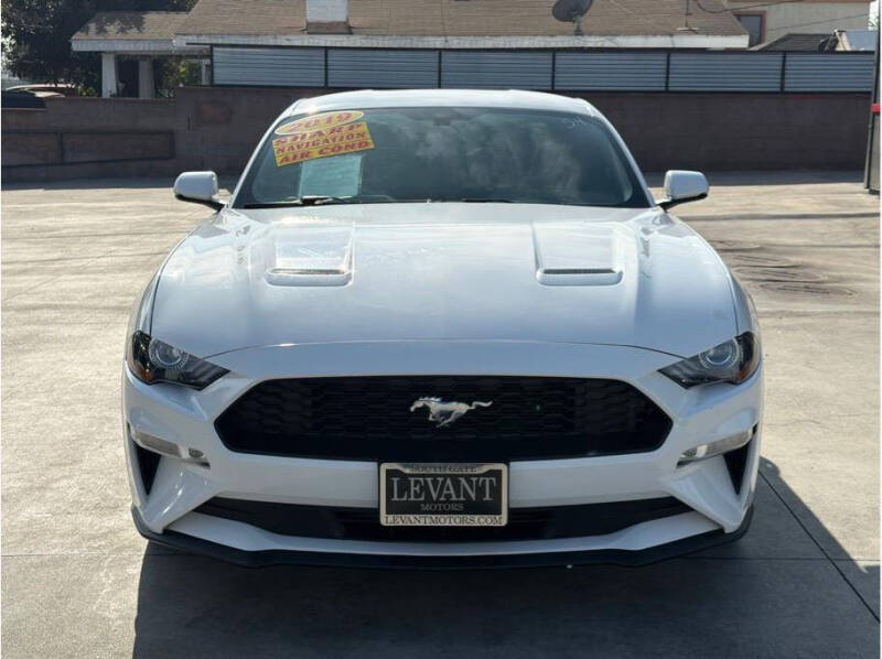 2019 Ford Mustang