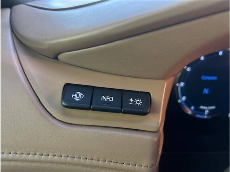 2018 Cadillac Escalade Platinum