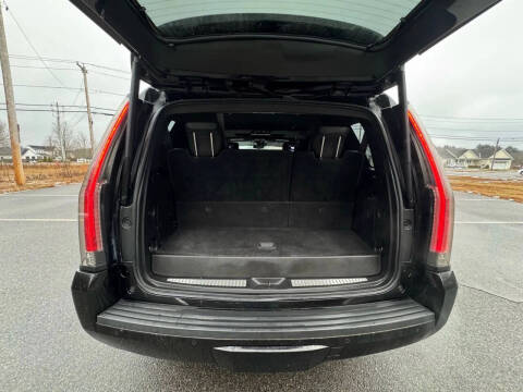 2017 Cadillac Escalade Platinum