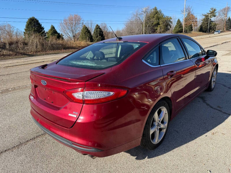 2016 Ford Fusion SE