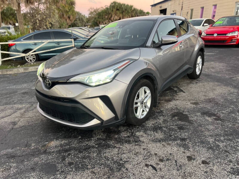 2020 Toyota C-HR for sale at Lamberti Auto Collection in Plantation FL