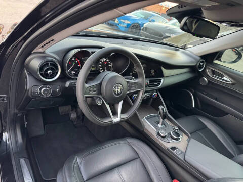 2018 Alfa Romeo Giulia Ti Lusso