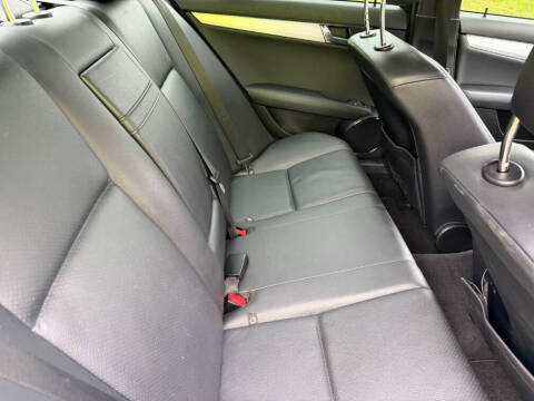 2010 Mercedes-Benz C-Class