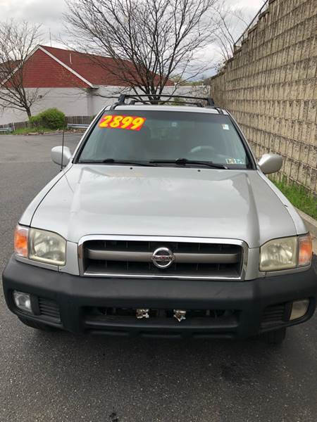 2003 Nissan Pathfinder LE