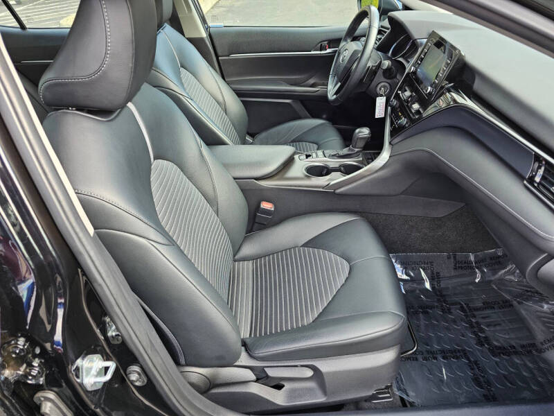 2022 Toyota Camry SE Nightshade